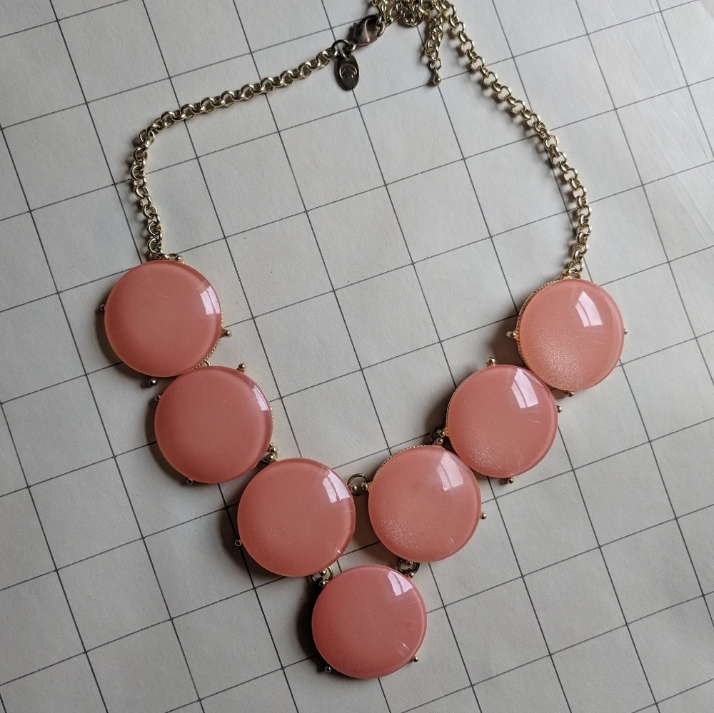 Forever21 Sparkle pink and gold round gem necklace